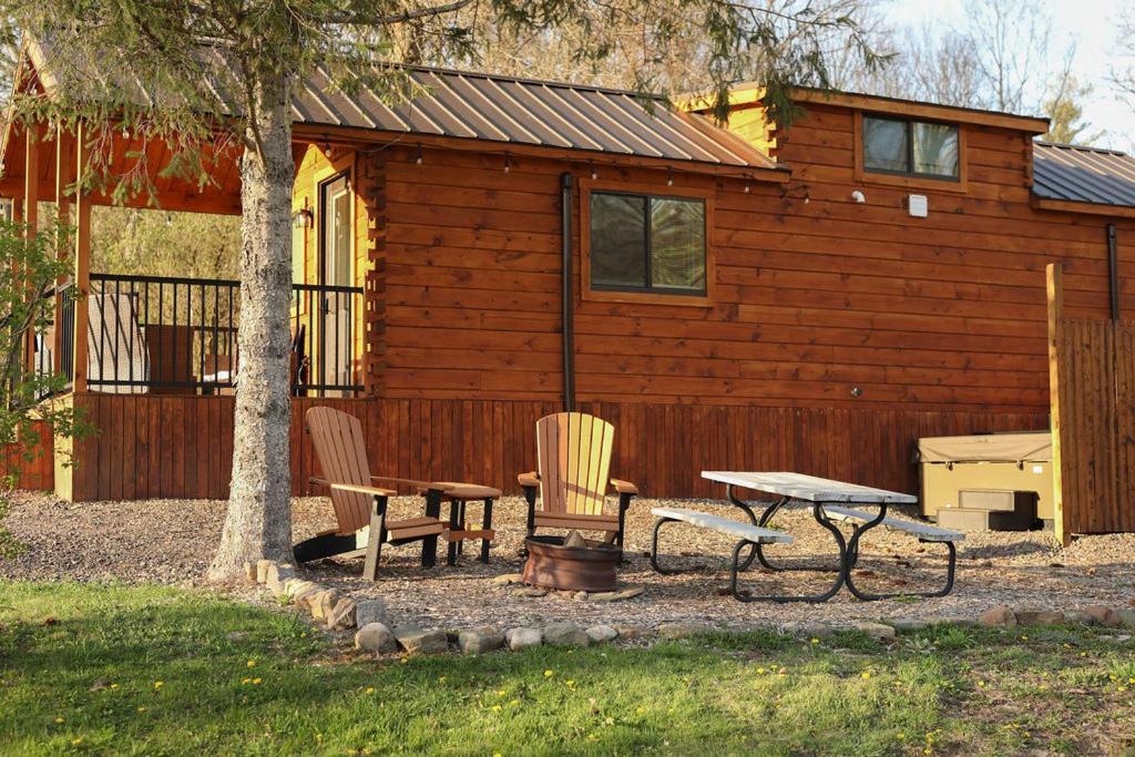 Route 6 Campground Gaines Pokoj fotografie